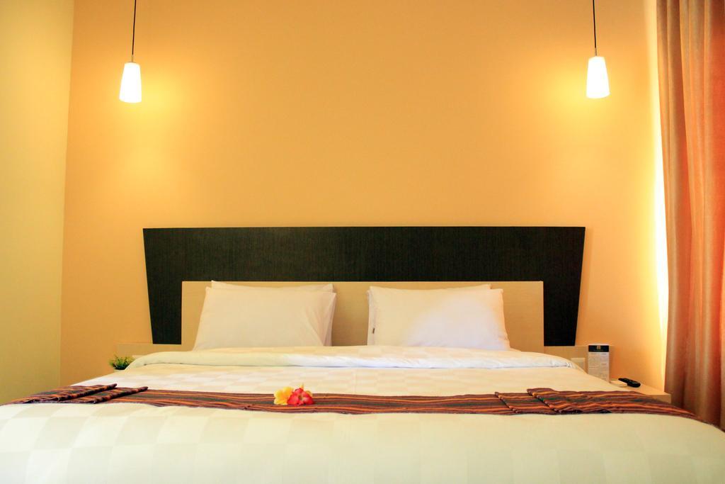 M Hotel Mataram Quarto foto